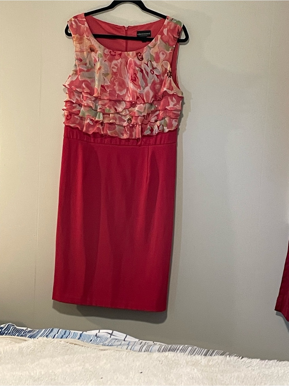 connected apparel Pink Floral Bodice Midi Dress. Item #11631